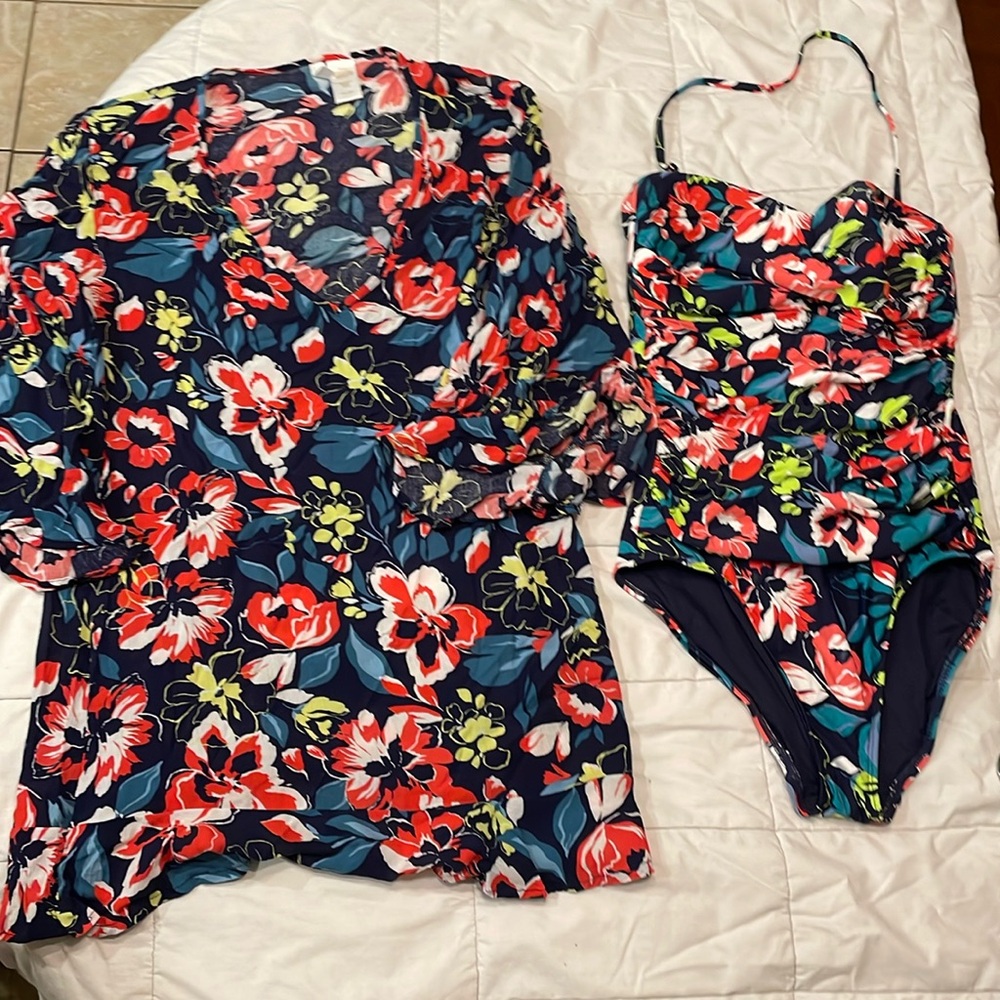 Anne Cole - Floral One Piece Bathing Suit & Ruffle Edged Coverup Matching Set